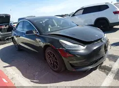 5YJ3E1EA4KF410150 2019 TESLA MODEL 3