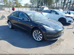 5YJ3E1EA4KF412366 2019 TESLA MODEL 3