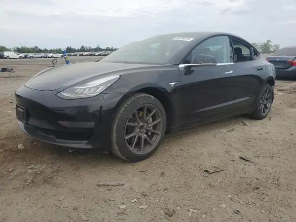 5YJ3E1EA4KF415767 2019 TESLA MODEL 3 - Image 1