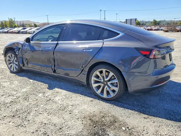 5YJ3E1EA4KF417616 2019 TESLA MODEL 3 - Image 2