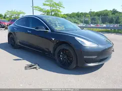 5YJ3E1EA4KF422590 2019 TESLA MODEL 3