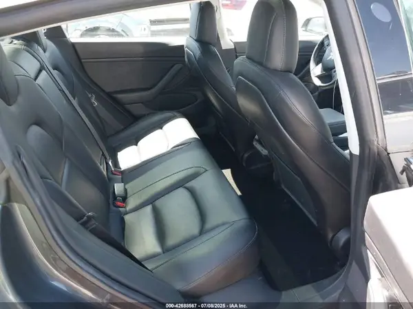 5YJ3E1EA4KF424727 2019 TESLA MODEL 3 - Image 8