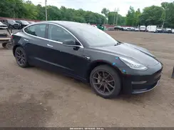 5YJ3E1EA4KF425764 2019 TESLA MODEL 3