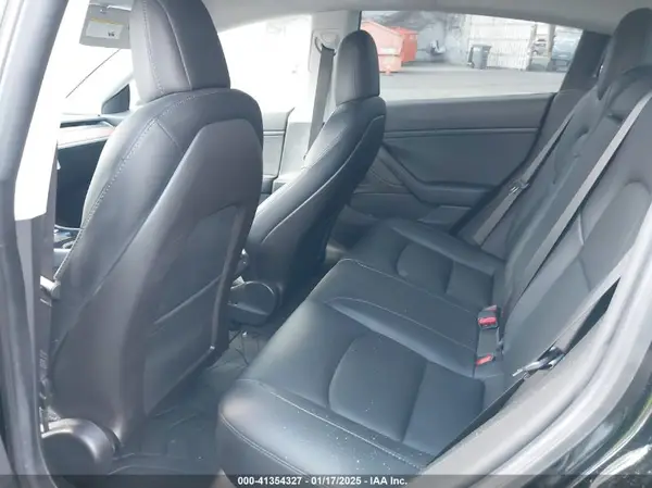 5YJ3E1EA4KF426705 2019 TESLA MODEL 3 - Image 8