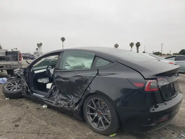 5YJ3E1EA4KF431435 2019 TESLA MODEL 3 - Image 2