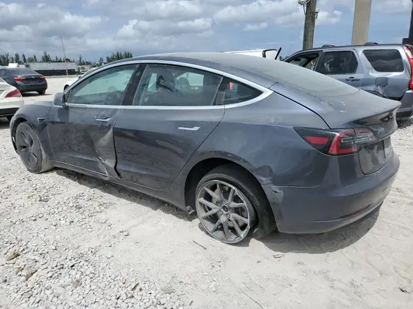 5YJ3E1EA4KF434741 2019 TESLA MODEL 3 - Image 2