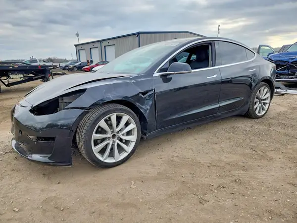 5YJ3E1EA4KF435971 2019 TESLA MODEL 3 - Image 1