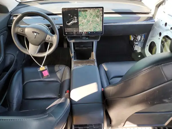 5YJ3E1EA4KF446596 2019 TESLA MODEL 3 - Image 8