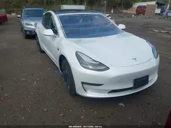 5YJ3E1EA4KF484135 2019 TESLA MODEL 3