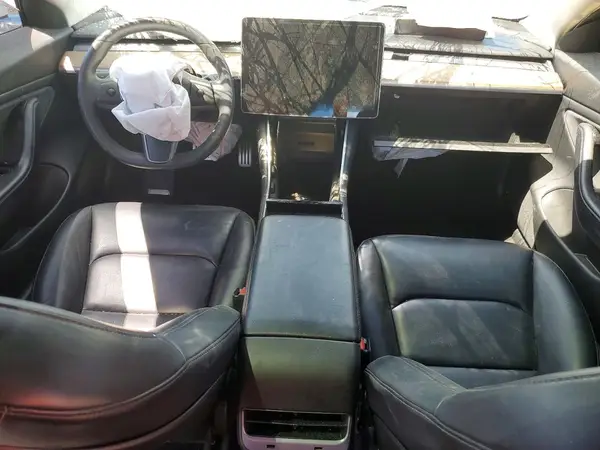 5YJ3E1EA4KF484622 2019 TESLA MODEL 3 - Image 8