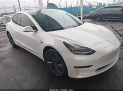 5YJ3E1EA4KF485916 2019 TESLA MODEL 3