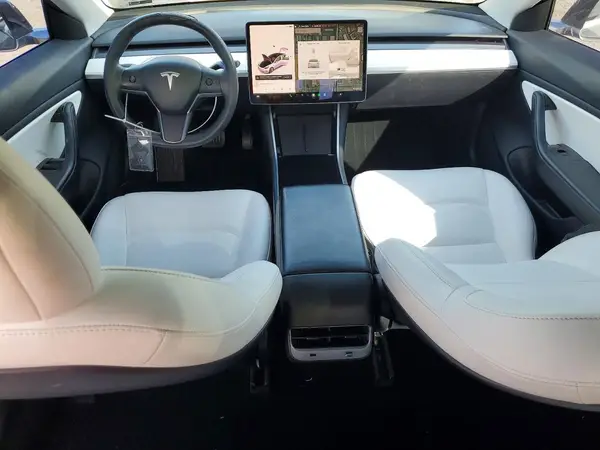 5YJ3E1EA4KF486712 2019 TESLA MODEL 3 - Image 8