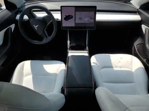5YJ3E1EA4KF486774 2019 TESLA MODEL 3 - Image 8