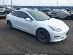 5YJ3E1EA4KF514914 2019 TESLA MODEL 3