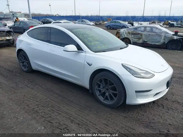 5YJ3E1EA4KF514914 2019 TESLA MODEL 3 - Image 1