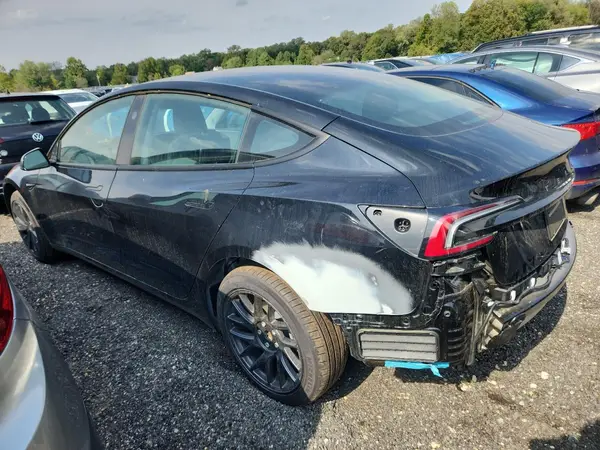 5YJ3E1EA4LF504983 2020 TESLA MODEL 3 - Image 2