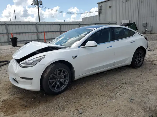 5YJ3E1EA4LF590697 2020 TESLA MODEL 3 - Image 1