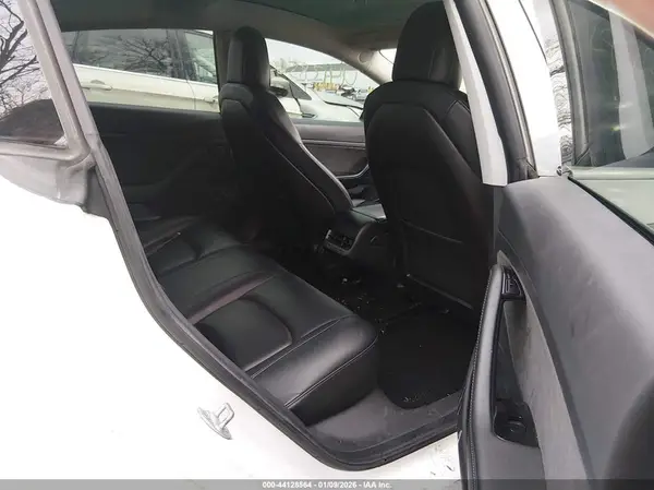 5YJ3E1EA4LF597701 2020 TESLA MODEL 3 - Image 8