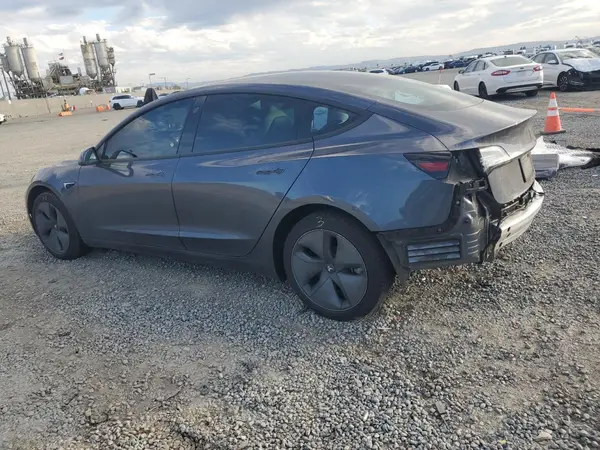 5YJ3E1EA4LF598850 2020 TESLA MODEL 3 - Image 2
