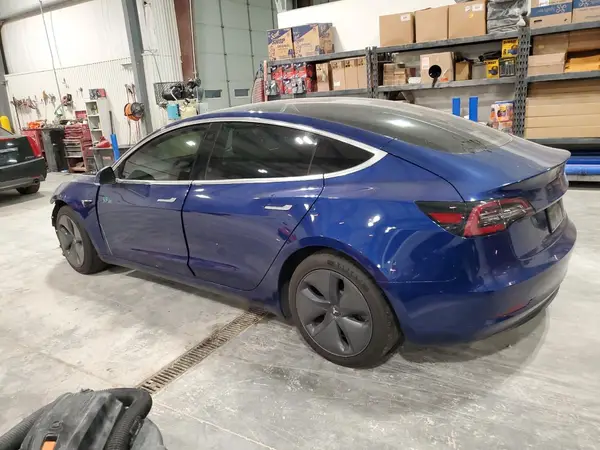 5YJ3E1EA4LF612035 2020 TESLA MODEL 3 - Image 2