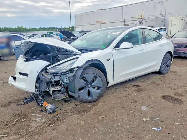 5YJ3E1EA4LF612200 2020 TESLA MODEL 3 - Image 1