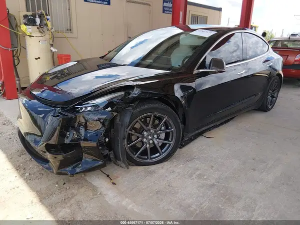 5YJ3E1EA4LF614853 2020 TESLA MODEL 3 - Image 2