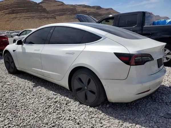 5YJ3E1EA4LF631524 2020 TESLA MODEL 3 - Image 2