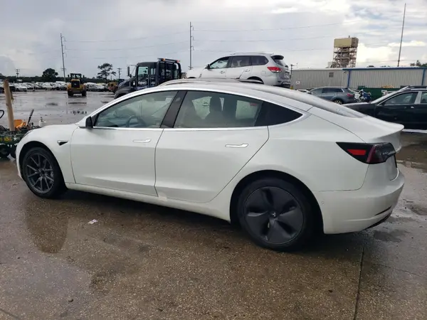 5YJ3E1EA4LF632950 2020 TESLA MODEL 3 - Image 2