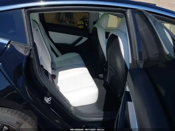 5YJ3E1EA4LF634519 2020 TESLA MODEL 3 - Image 8