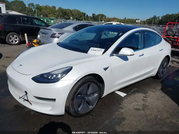 5YJ3E1EA4LF645407 2020 TESLA MODEL 3 - Image 2