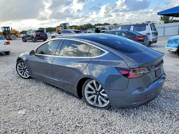 5YJ3E1EA4LF645956 2020 TESLA MODEL 3 - Image 2