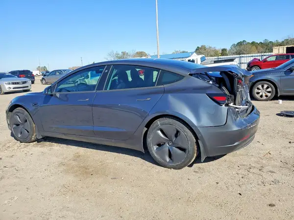 5YJ3E1EA4LF658156 2020 TESLA MODEL 3 - Image 2