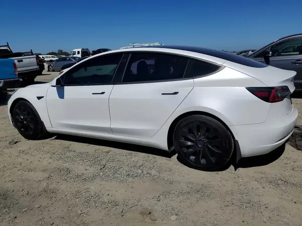 5YJ3E1EA4LF660165 2020 TESLA MODEL 3 - Image 2