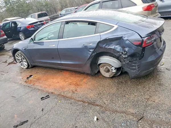 5YJ3E1EA4LF661011 2020 TESLA MODEL 3 - Image 2