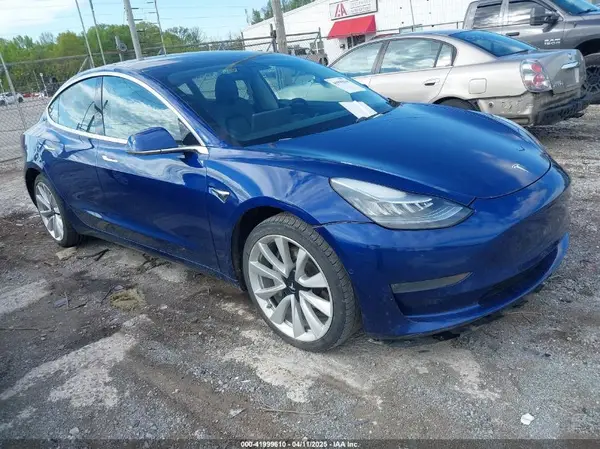 5YJ3E1EA4LF661395 2020 TESLA MODEL 3 - Image 1