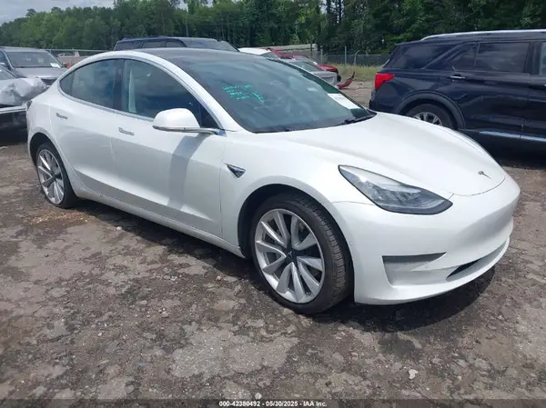 5YJ3E1EA4LF661560 2020 TESLA MODEL 3 - Image 1