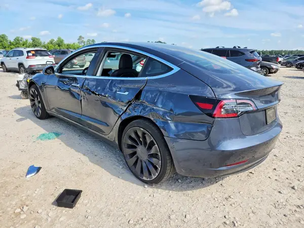 5YJ3E1EA4LF705086 2020 TESLA MODEL 3 - Image 2