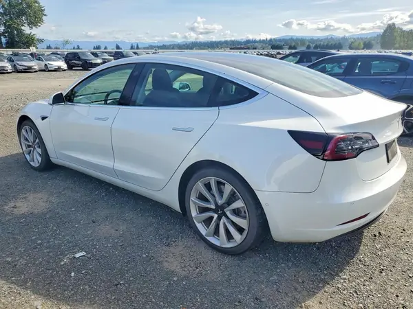 5YJ3E1EA4LF709025 2020 TESLA MODEL 3 - Image 2