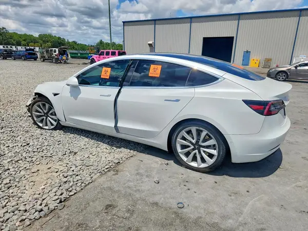 5YJ3E1EA4LF717674 2020 TESLA MODEL 3 - Image 2