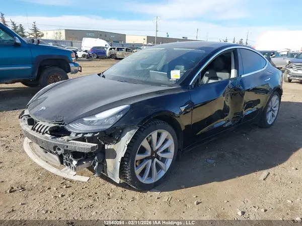5YJ3E1EA4LF718260 2020 TESLA MODEL 3 - Image 2
