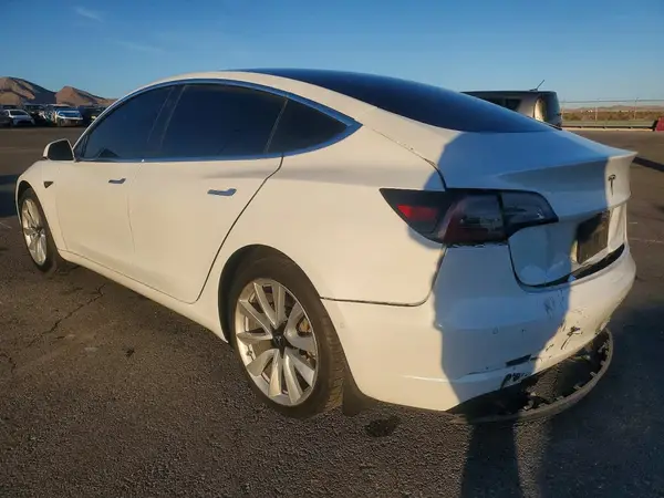 5YJ3E1EA4LF741263 2020 TESLA MODEL 3 - Image 2