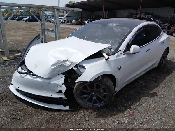 5YJ3E1EA4LF747211 2020 TESLA MODEL 3 - Image 2