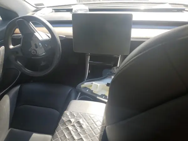 5YJ3E1EA4LF785215 2020 TESLA MODEL 3 - Image 8