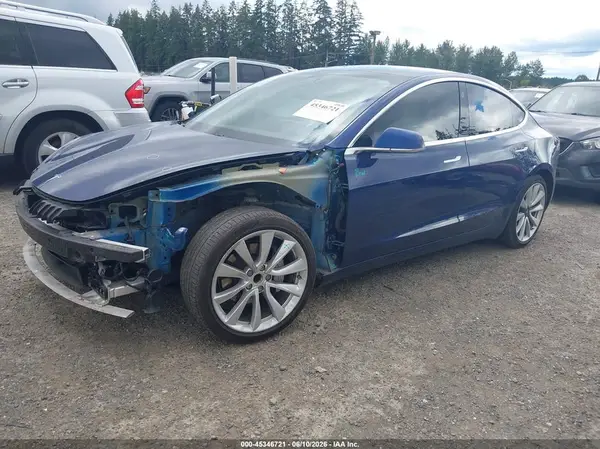 5YJ3E1EA4LF785988 2020 TESLA MODEL 3 - Image 2