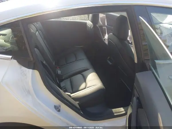 5YJ3E1EA4LF805690 2020 TESLA MODEL 3 - Image 8
