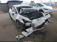 5YJ3E1EA4MF000824 2021 TESLA MODEL 3