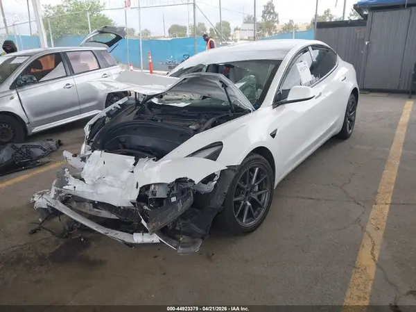 5YJ3E1EA4MF000824 2021 TESLA MODEL 3 - Image 2