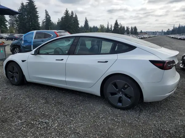 5YJ3E1EA4MF021639 2021 TESLA MODEL 3 - Image 2