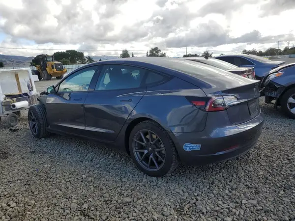 5YJ3E1EA4MF023925 2021 TESLA MODEL 3 - Image 2