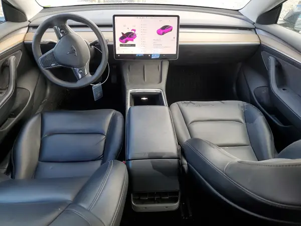 5YJ3E1EA4MF023925 2021 TESLA MODEL 3 - Image 8